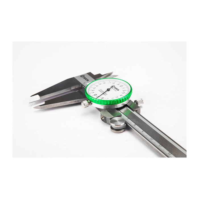 Thước kẹp cơ khí SATA 91522 loại có mặt đồng hồ, phạm vi đo từ 0-200mm, chất liệu thép không gỉ