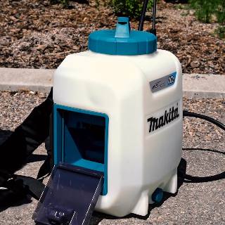 Máy phun thuốc dùng pin Makita DUS108 10L tiện lợi cho công việc chăm sóc sân vườn 🌿