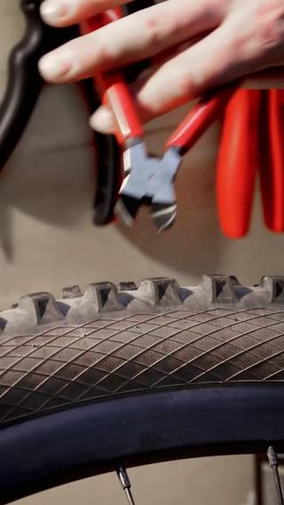 ✂️ Kìm cắt nhựa KNIPEX 72 11 160, lưỡi cắt nghiêng 45°