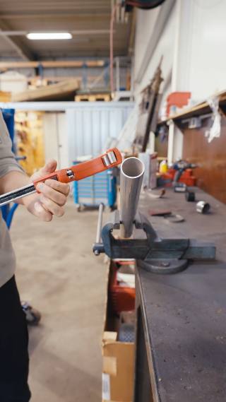 ✂️ Dao cắt ống inox và đồng KNIPEX 90 31 03 BK