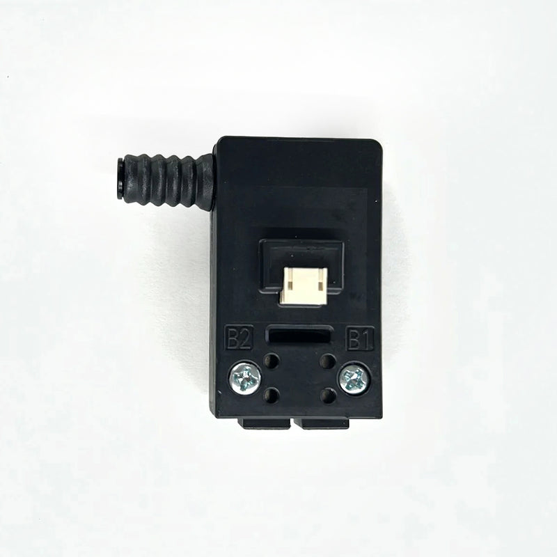 Phụ tùng Makita - Công tắc | Mã số: 651083-9 (Switch C3XA-1PSPM)