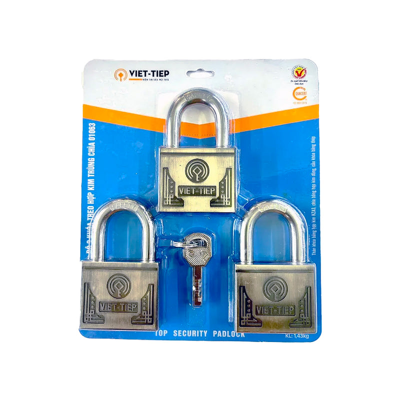 Vỉ gồm 3 ổ Khóa 6 phân (01605) dùng chung chìa Khóa Việt Tiệp 01063
