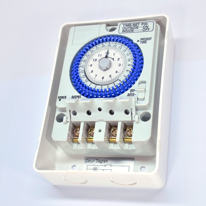 Hộp timer hẹn giờ kín nước Minjin TB-35S cài đặt được 96 chương trình chỉnh cơ, tải 20A,  có Pin dự trữ lưu 100 giờ