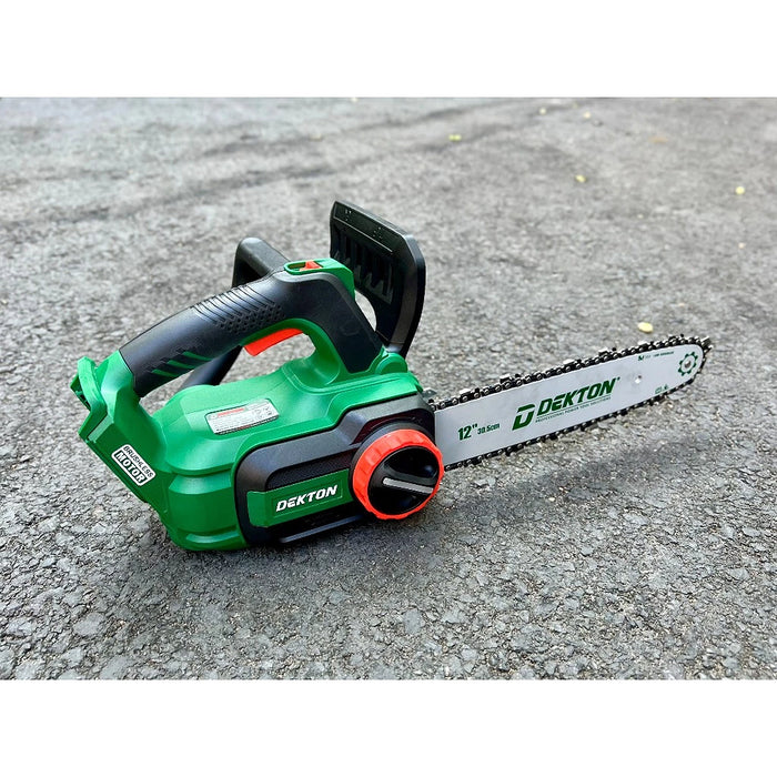 Máy cưa xích Dekton M21-CX12BL dùng pin 21V, chiều dài lam 12 inch (300mm)