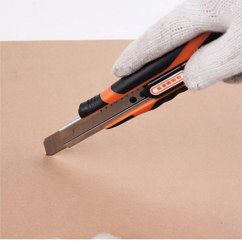 Dao rọc giấy thu lưỡi tự động Kendo 30611, kích thước 18mm, lưỡi dao thép SK5, thân hợp kim kẽm