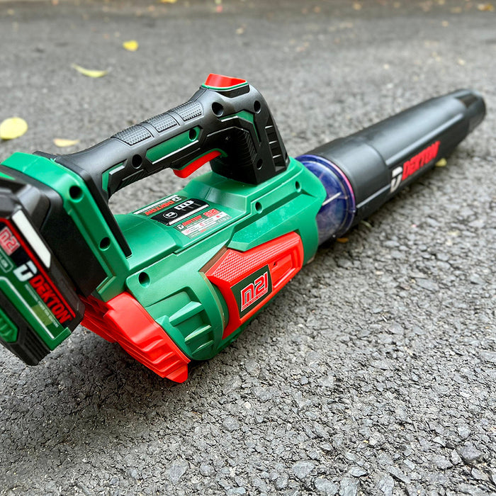 Máy thổi lá Dekton M21-TL600M dùng pin 21V