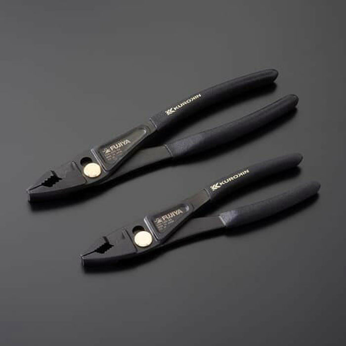 Kìm đa năng mỏ thẳng, có khớp trượt Fujiya Kurokin-Series, kích thước từ 168mm - 203mm, khả năng cắt dây sắt mềm tối đa từ Ø2.0mm - Ø2.6mm. Tiêu chuẩn RoHS