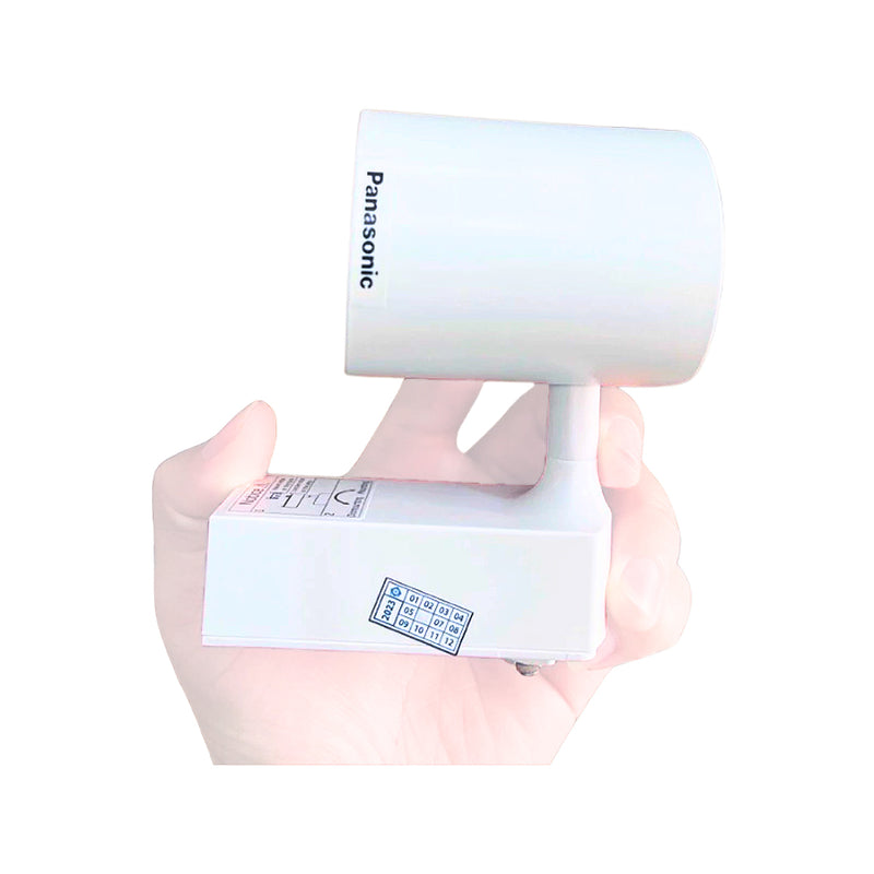 Đèn chiếu điểm gắn thanh ray Panasonic công suất 7W, có vỏ trắng và đen