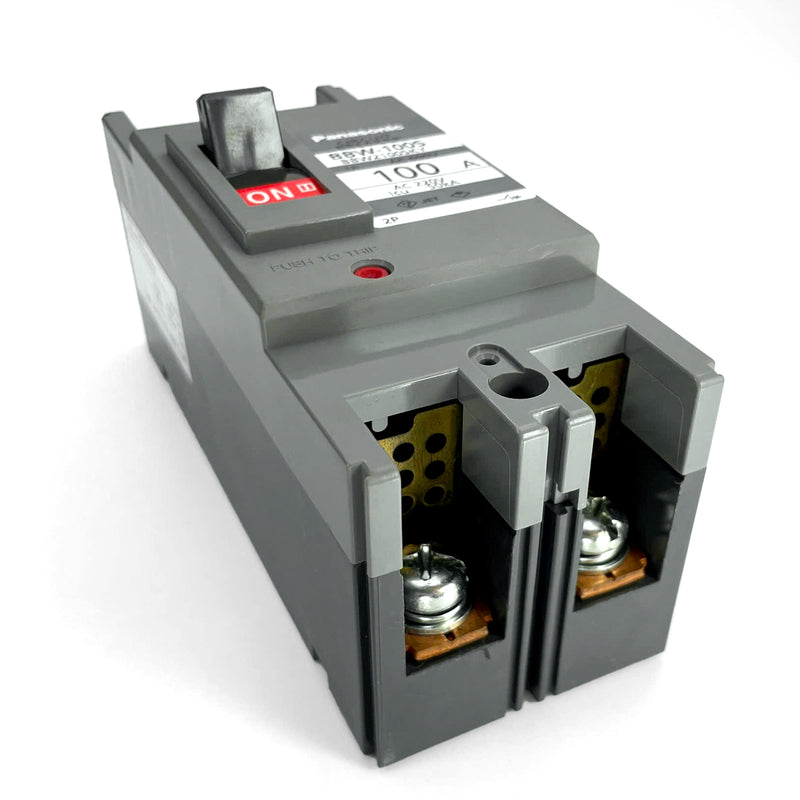 Cầu dao tự động dạng khối MCCB Panasonic, tải danh định từ 10A ~ 100A, dòng cắt 2.5kA - 50kA. Tiêu chuẩn JIS