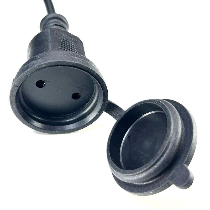 Phích cắm chống thấm nước của dây đèn trang trí SOPOKA 10m 20 đuôi thả, màu đen, bền bỉ, dễ nối dài cho không gian rộng.