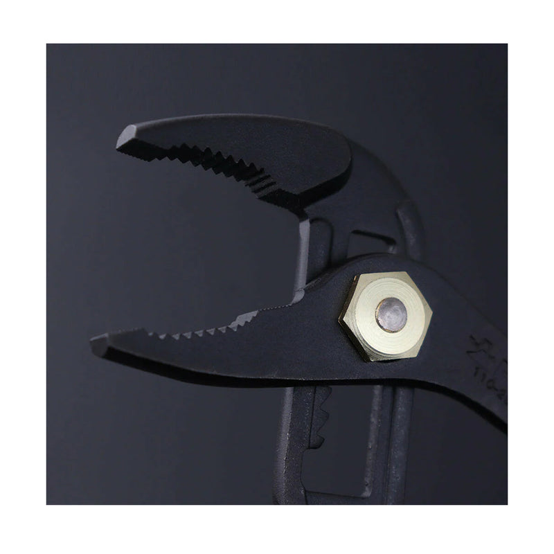 Kìm mỏ quạ Fujiya Kurokin-Series, kích thước 255mm, có lò xo trợ lực và tích hợp đầu tua vít dẹt. Tiêu chuẩn RoHS