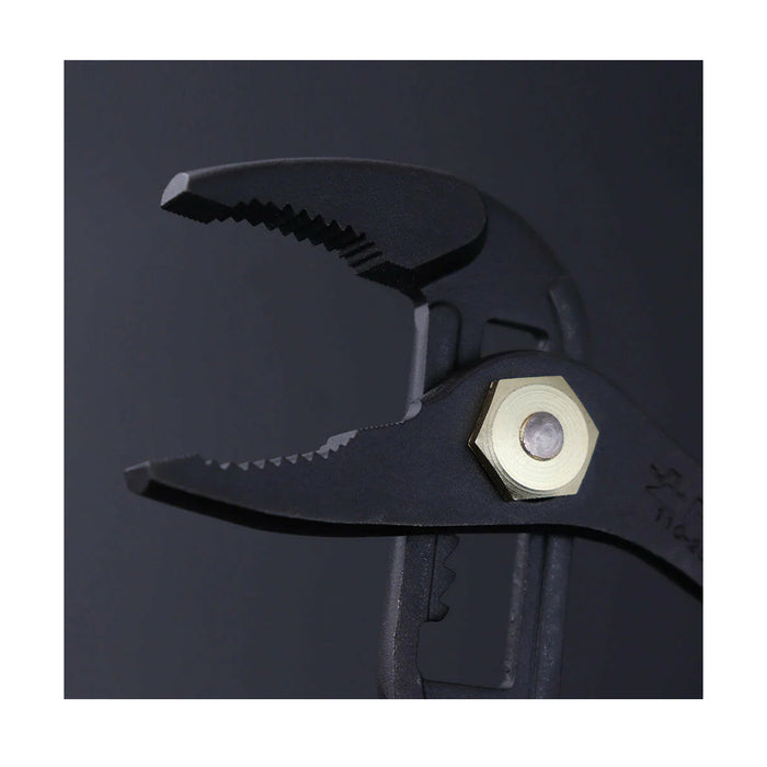 Kìm mỏ quạ Fujiya Kurokin-Series, kích thước 255mm, có lò xo trợ lực và tích hợp đầu tua vít dẹt. Tiêu chuẩn RoHS