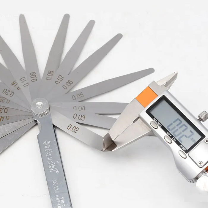 Thước lá đo khe hở 17 lá Asaki AK-141, chiều dài 200mm, chất liệu thép không gỉ