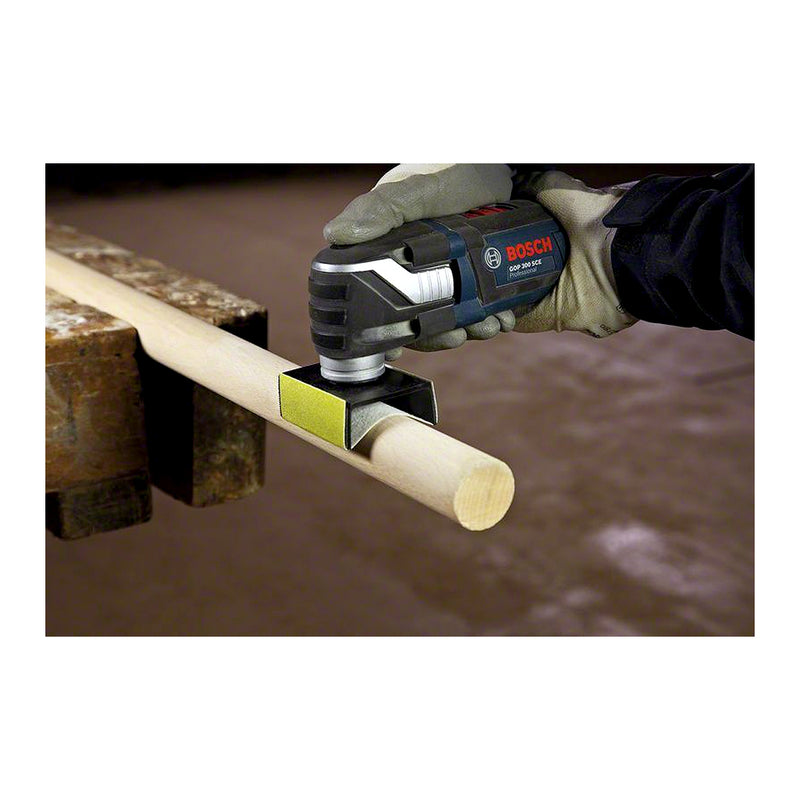 Lưỡi chà nhám Bosch AUZ 70 G dùng cho đa vật liệu, kích thước 70mm x 55mm, độ hạt 100, chuẩn Starlock (mã số 2608662346)