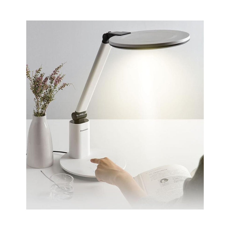 Đèn bàn cảm ứng đa chức năng, chống cận Panasonic HHLT062319, công suất 19W, màu ánh đèn vàng trung tính