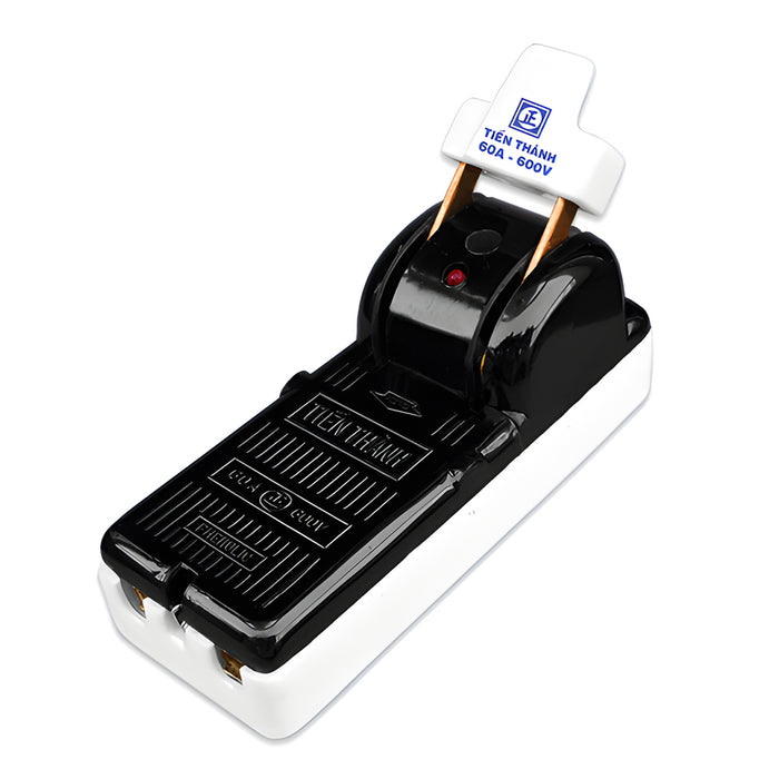 Cầu dao sứ chịu tải cao Tiến Thành, tiếp điểm đồng.