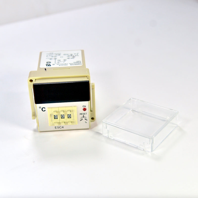 Relay điều khiển nhiệt độ Omron E5C4-R20J, dãi điều khiển từ 0 - 399 độ, Kèm đế ghim 8 chân tròn, điện áp 220V/AC