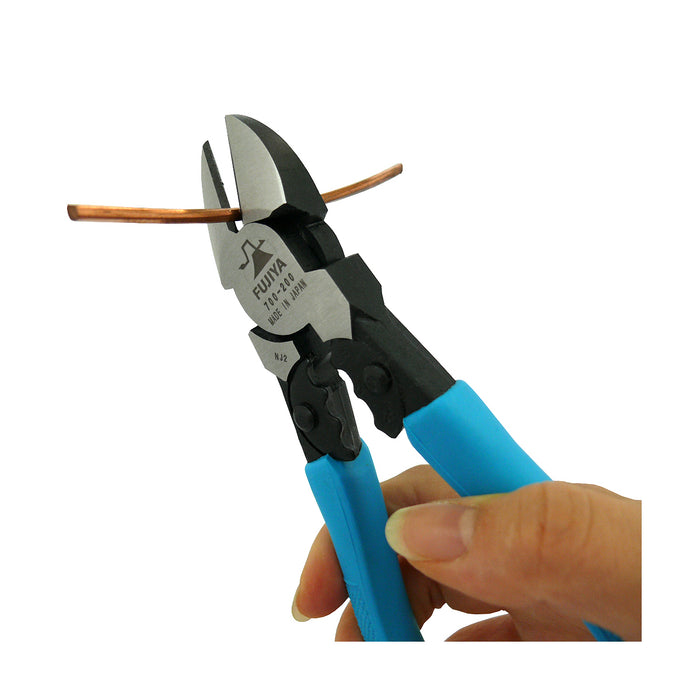 Kìm cắt cường lực Fujiya 700-175/ 700-200 có chức năng bấm đầu cose, mép lưỡi dày. Tiêu chuẩn ROHS