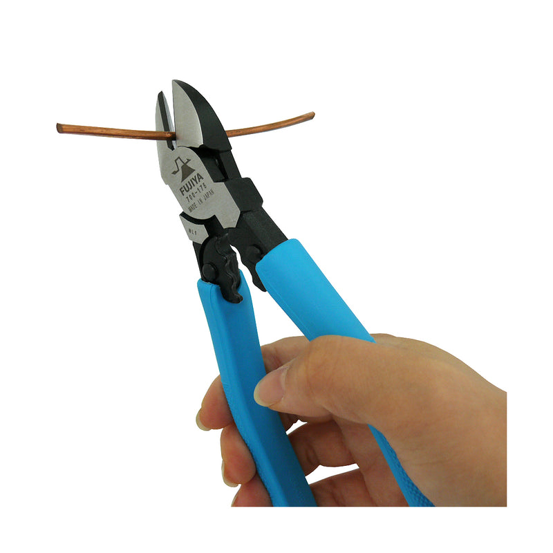 Kìm cắt cường lực Fujiya 700-175/ 700-200 có chức năng bấm đầu cose, mép lưỡi dày. Tiêu chuẩn ROHS