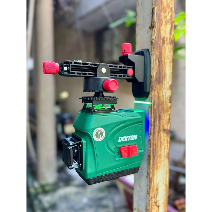 Máy cân mực Laser 12 tia xanh Dekton DK-LS1201 dùng pin Lithium, phạm vi đo 50m có remote điều khiển từ xa