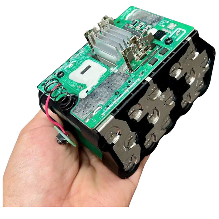 Pin 21V 6.0Ah Dekton M21-B6095PRO, vỏ pin chống cháy, dòng xả tối đa 95A