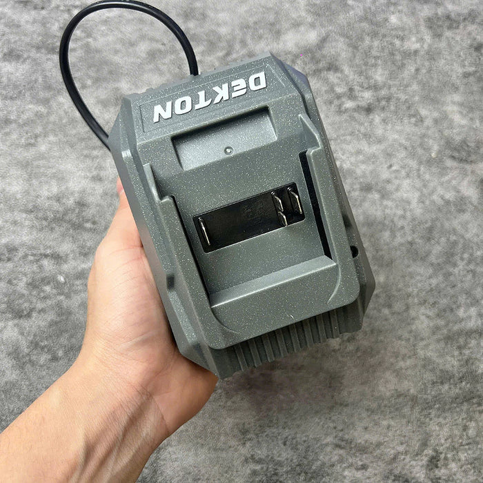 Đế sạc Pin 21V Dekton M21-S25A (2.5A)