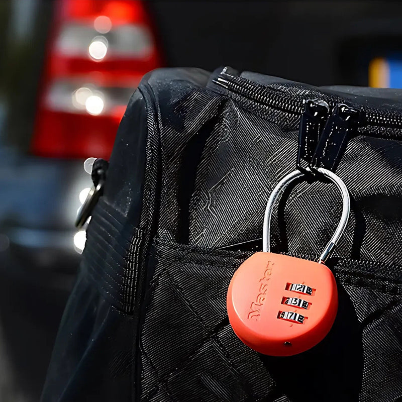 Ổ khóa số mini dây cáp Master Lock 4671DCOL, thân khóa bằng nhựa ABS 42mm, 3 cọc số