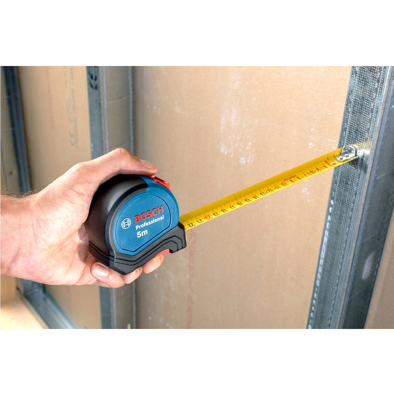 Thước kéo thép 5m Bosch vỏ nhôm, đầu thước có nam châm