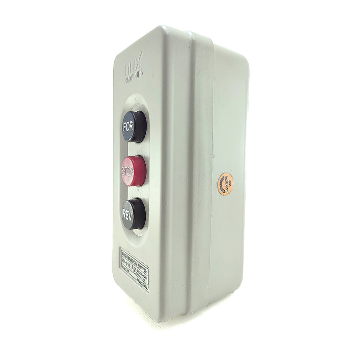 Hộp công tắc khởi động 3 nút bấm Hanyoung Nux HY-516, tải 15A 250V AC, 3P, vỏ thép sơn tĩnh điện