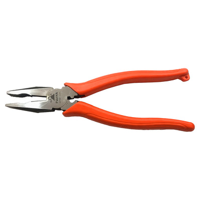 Cận cảnh mũi kìm đa năng Fujiya APM-220, thiết kế răng cưa chống trượt và tích hợp lỗ bấm cos 2.5-6.0mm².