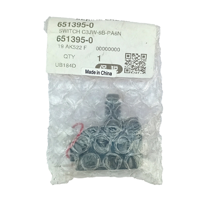 Phụ tùng Makita - Công tắc | Mã số: 651395-0 (Switch C3JW-6B-PA6N)