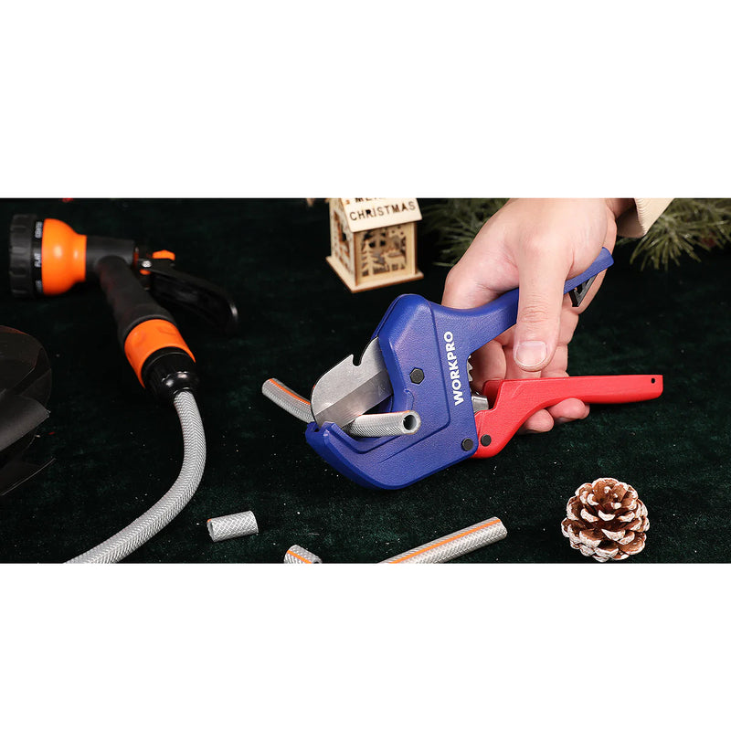 Dao cắt ống nhựa cao cấp Workpro, tiết diện cắt từ 42mm - 60.5mm