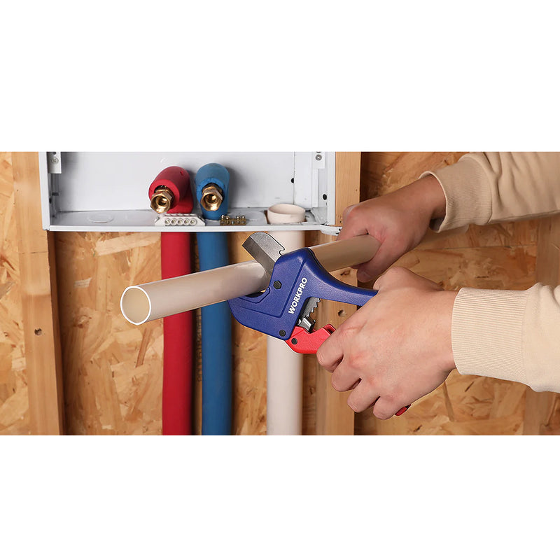 Dao cắt ống nhựa cao cấp Workpro, tiết diện cắt từ 42mm - 60.5mm