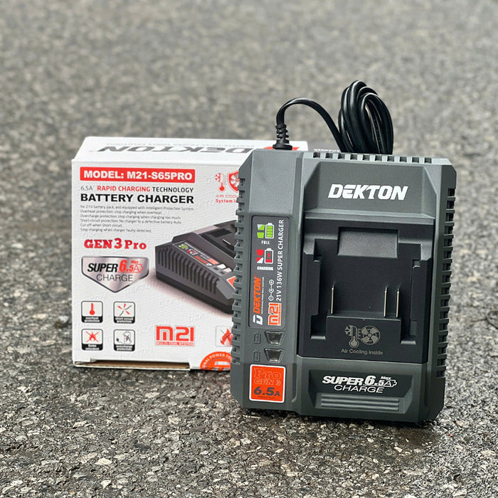 Đế sạc nhanh 21V Dekton M21-S65PRO (6.5A) vỏ sạc chống cháy