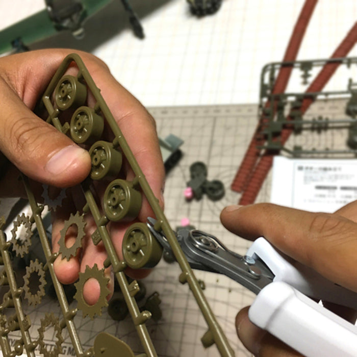 Kìm cắt nhựa cứng có lò xo trợ lực Fujiya HP845-125/150 Series, chất liệu thép không gỉ, kích thước từ 125m ~ 150mm. Tiêu chuẩn RoHS