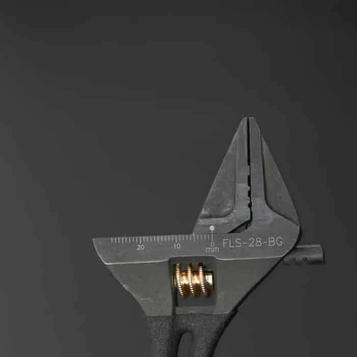 Mỏ lết điều chỉnh thân ngắn Fujiya Kurokin-Series, kích thước từ 118mm ~ 185mm, độ mở ngàm từ 0 ~ 53mm. Tiêu chuẩn RoHS