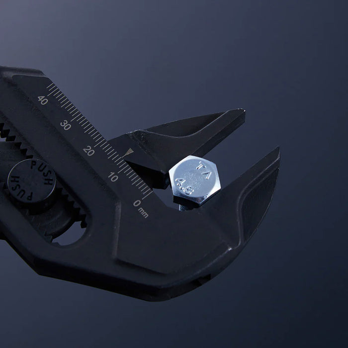 Mỏ lết điều chỉnh nhanh Fujiya FLM-45-BG Kurokin-Series, kích thước 263.5mm, độ mở ngàm từ 0 ~ 45mm. Tiêu chuẩn RoHS