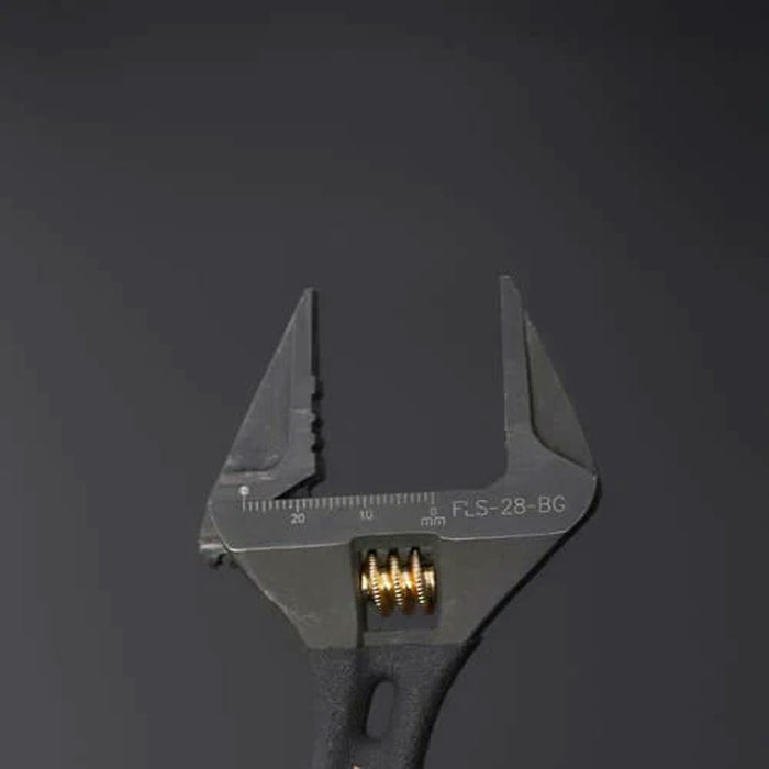 Mỏ lết điều chỉnh thân ngắn Fujiya Kurokin-Series, kích thước từ 118mm ~ 185mm, độ mở ngàm từ 0 ~ 53mm. Tiêu chuẩn RoHS