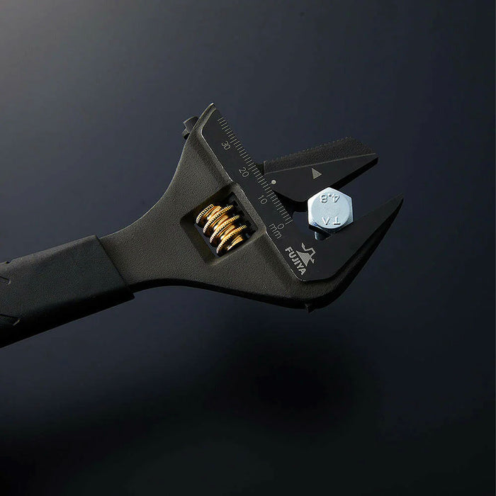 Mỏ lết điều chỉnh đảo hàm đa năng Fujiya FLP-38-BG, kích thước 214mm, độ mở ngàm tối đa 38.5mm. Tiêu chuẩn RoHS