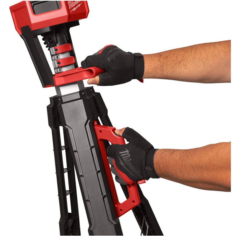 Đèn LED công trường Milwaukee M18 SAL2 dùng Pin 18V, độ sáng 2,800lm
