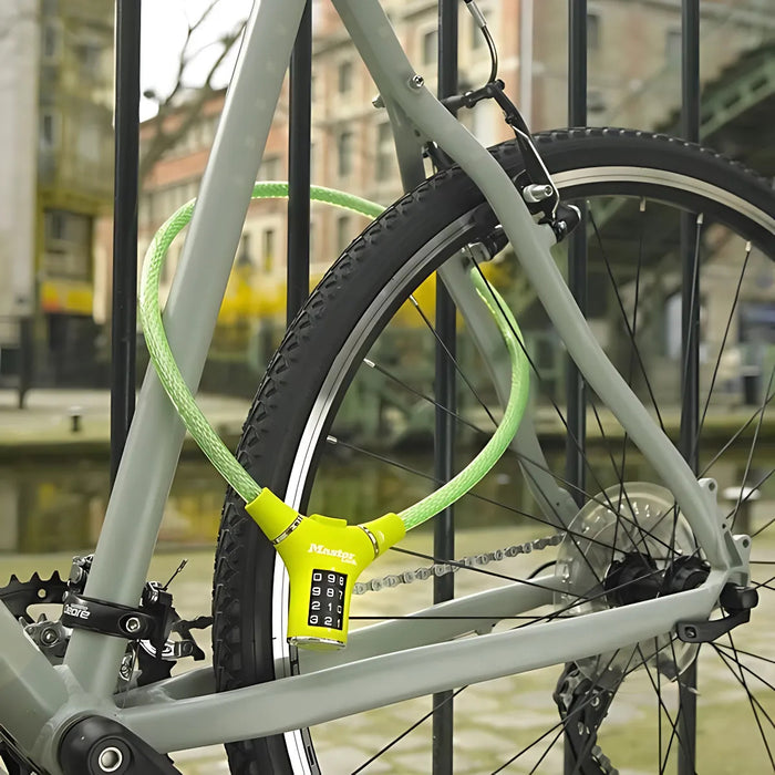 Ổ khóa dây 4 cọc số Master Lock 8229EURDPROCOL, dây khóa bằng sợi cáp tháp cứng được bọc nhựa vinyl nhiều màu dài 0.9m