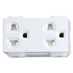 Panasonic WEV1582SW: Cắm nhanh