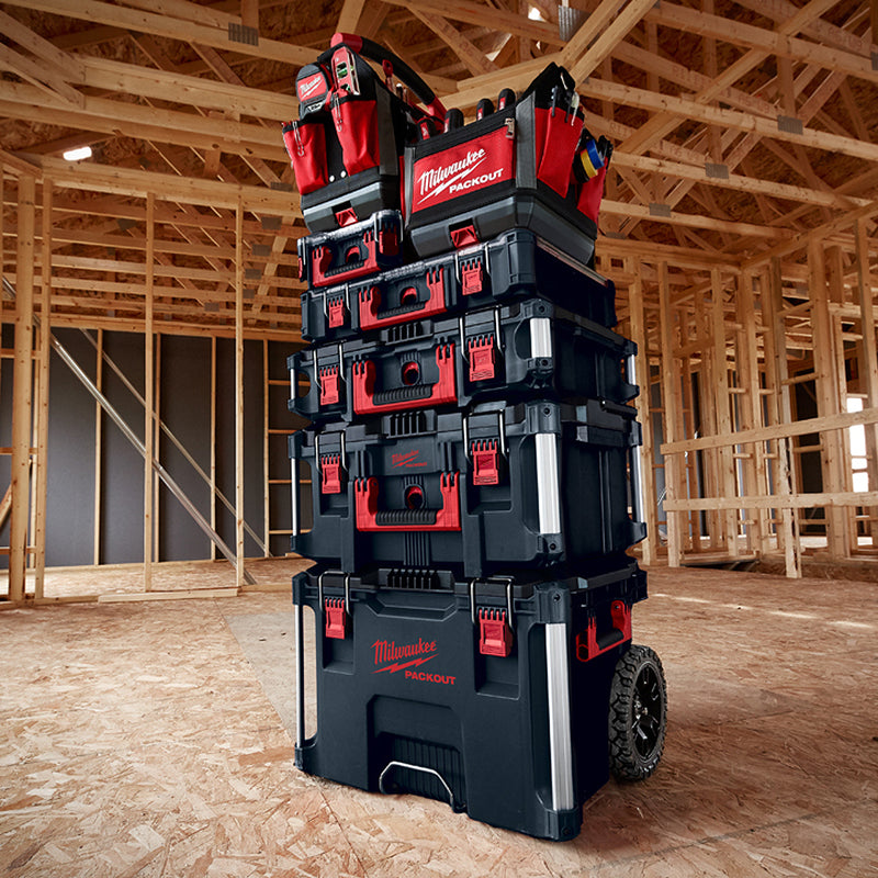 Thùng đựng đồ nghề có bánh xe PACKOUT Milwaukee 4932464078