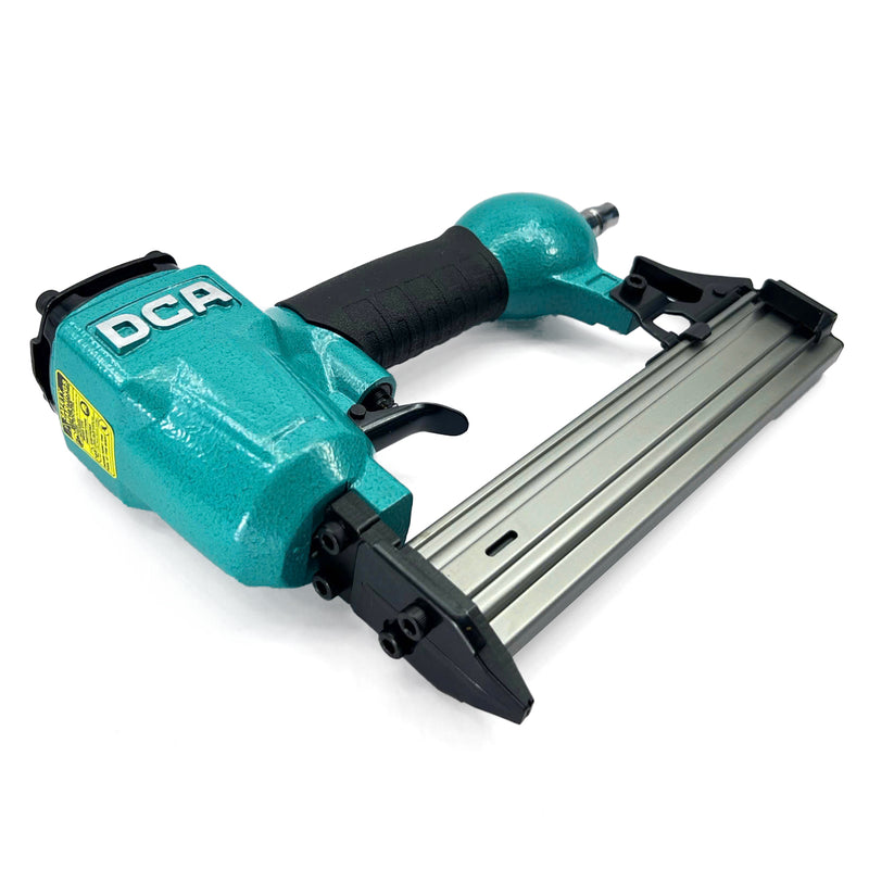 Súng bắn đinh thẳng DCA A03-F30 dùng hơi, đường kính ống khí 8mm