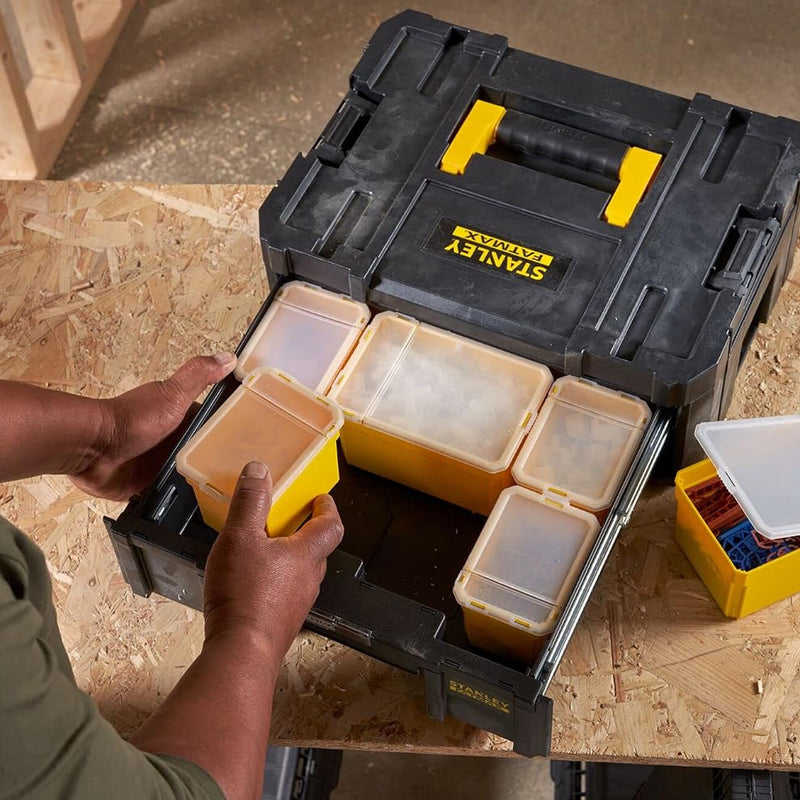 Hộp đựng dụng cụ FATMAX PRO-STACK™ Stanley FMST1-71968 dung tích 9.5L