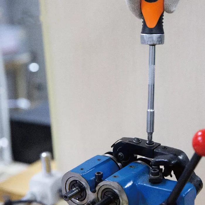 Bộ tua vít tự động 14 chi tiết Kendo 20016 vật liệu thép Cr-V