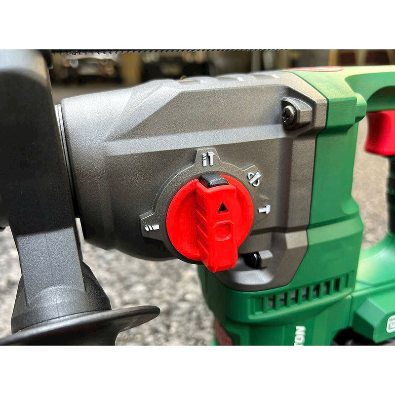 Máy khoan bê tông 3 chức năng Dekton M21-RH2603Plus dùng pin 21V, lực đập 3,2J, đuôi gài SDS-Plus