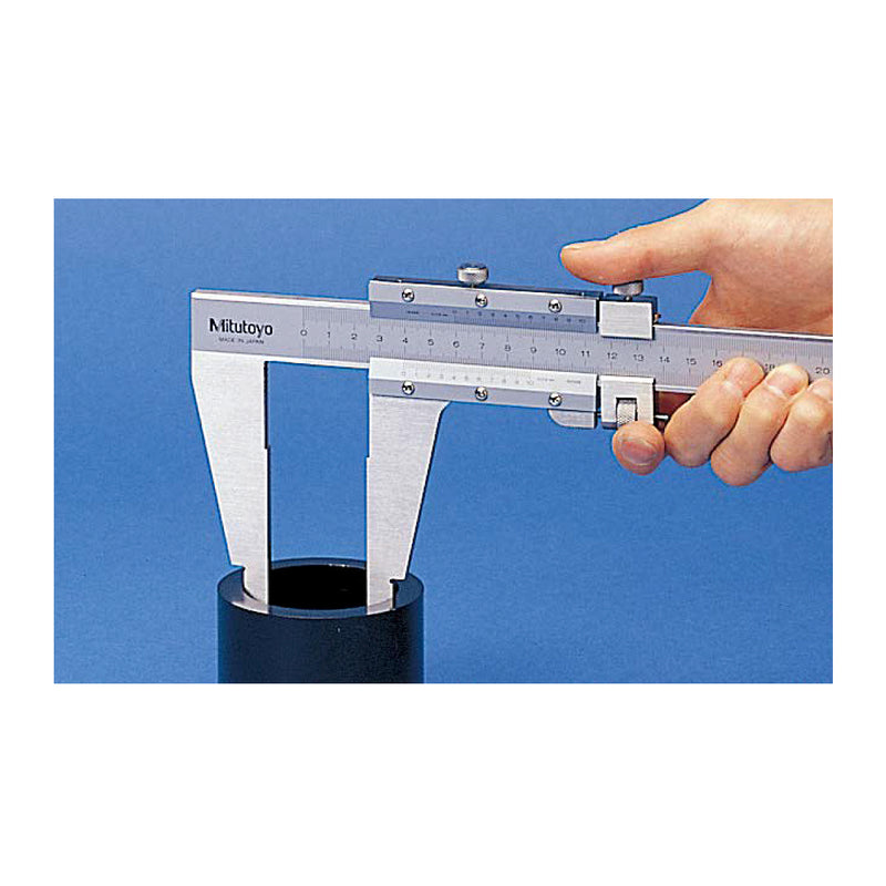 Thước kẹp cơ Mitutoyo Vernier Caliper Series 160 với hàm kẹp kiểu mỏ chim, có nút tinh chỉnh