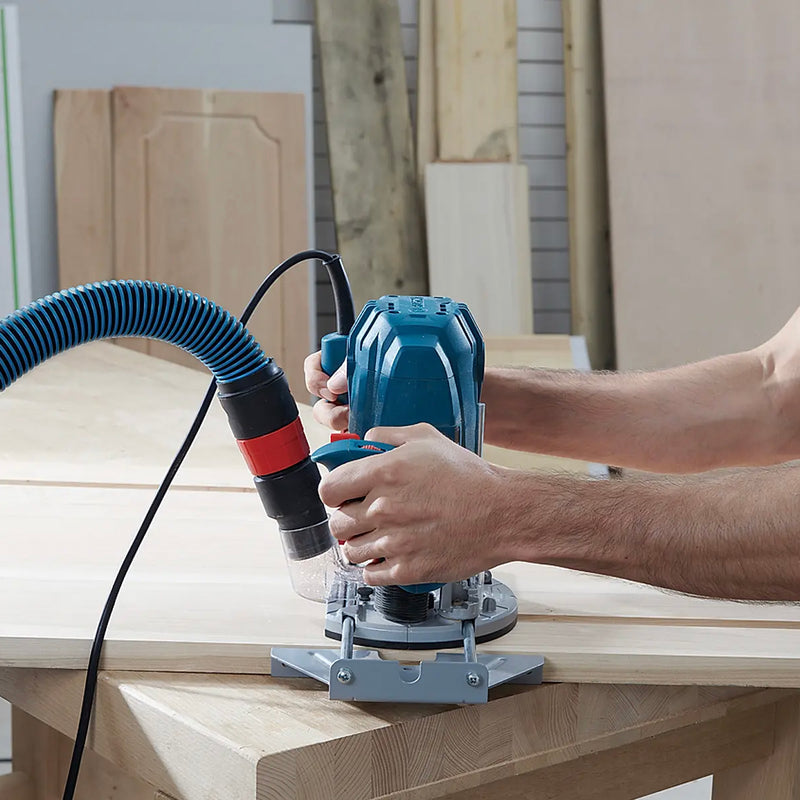 Máy phay Bosch GOF 130 công suất 1300W, chấu bóp 6mm - 8mm mã số 06016B70K1