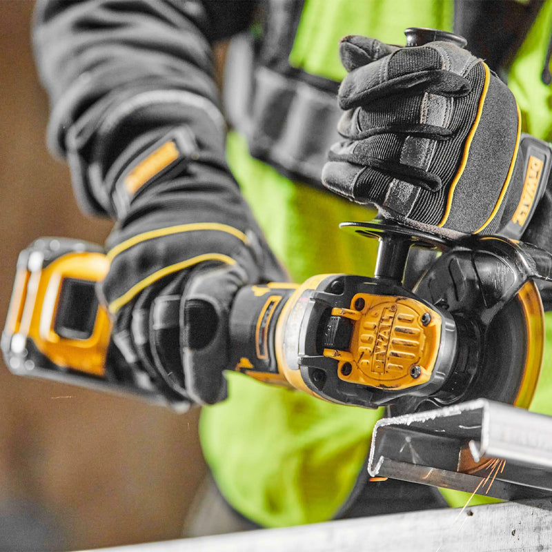 Máy mài góc Dewalt DCG409V, dùng Pin FLEXVOLT 20V/60VMax, đường kính lưỡi 100mm, công tắc trượt